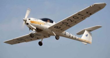 恭喜猎鹰飞行俱乐部华东澄湖基地会员胡先生顺利通过运动执照实践评估考试