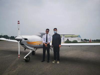 猎鹰飞行俱乐部带你揭晓为什么运动驾驶员执照是飞行爱好者入门的最佳选择呢?